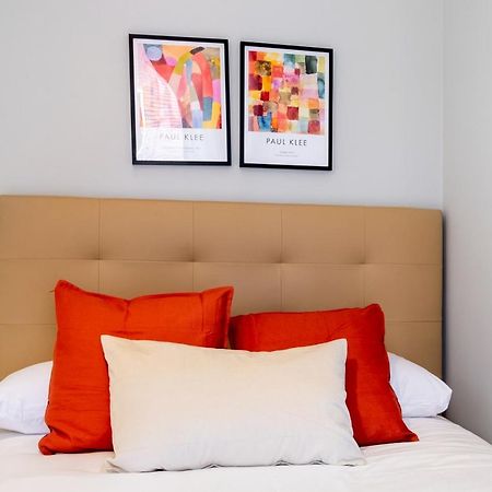 2 Bedrooms 1 Bathroom Furnished - Lavapies - Modern - Mintystay Мадрид Экстерьер фото